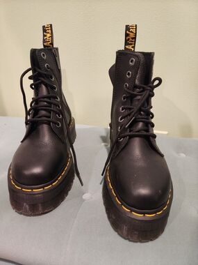 靴 Dr.Martins Dr. Martens | Shoes | Dr Martens 2730 Boot With White Eyelets